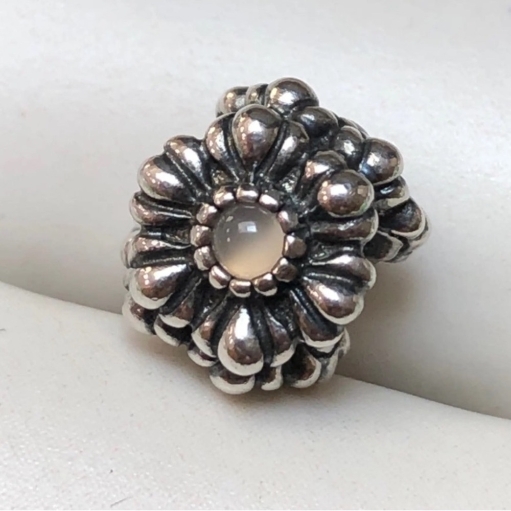 Pandora gorgeous flower charm with light pink stones
